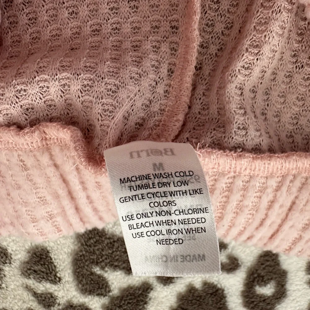 NWOT Born Sleepwear Loungewear Jogger Pajama Bottoms in Pink Size Mediun